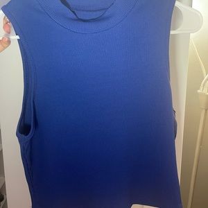 Crop top size small.